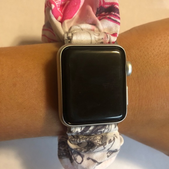 Accessories - Apple Watch Scrunchie Band Accessories - Apple Watch Scrunchie Band